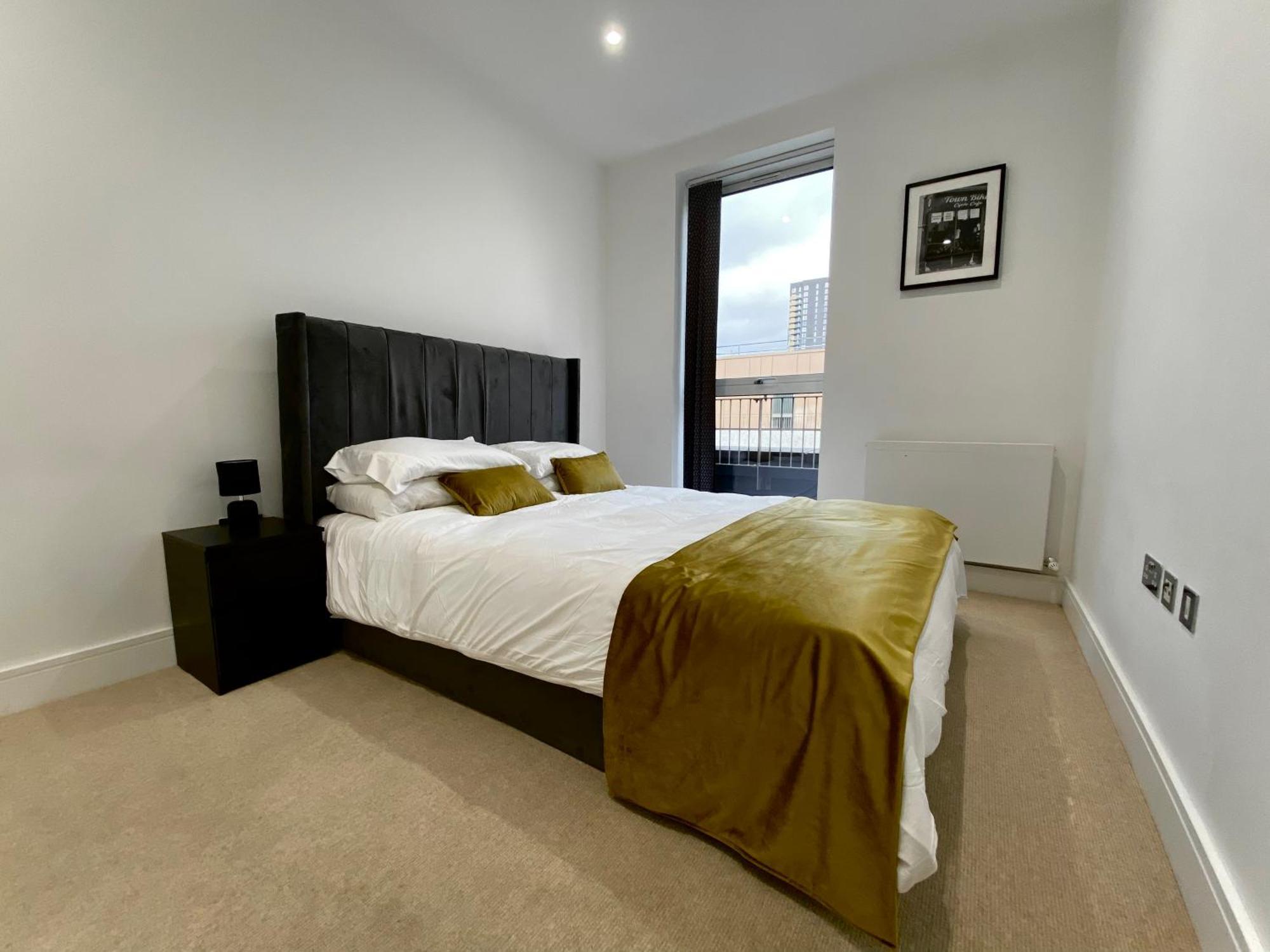 Spacious 2 Bedroom Penthouse Retreat London Exterior foto
