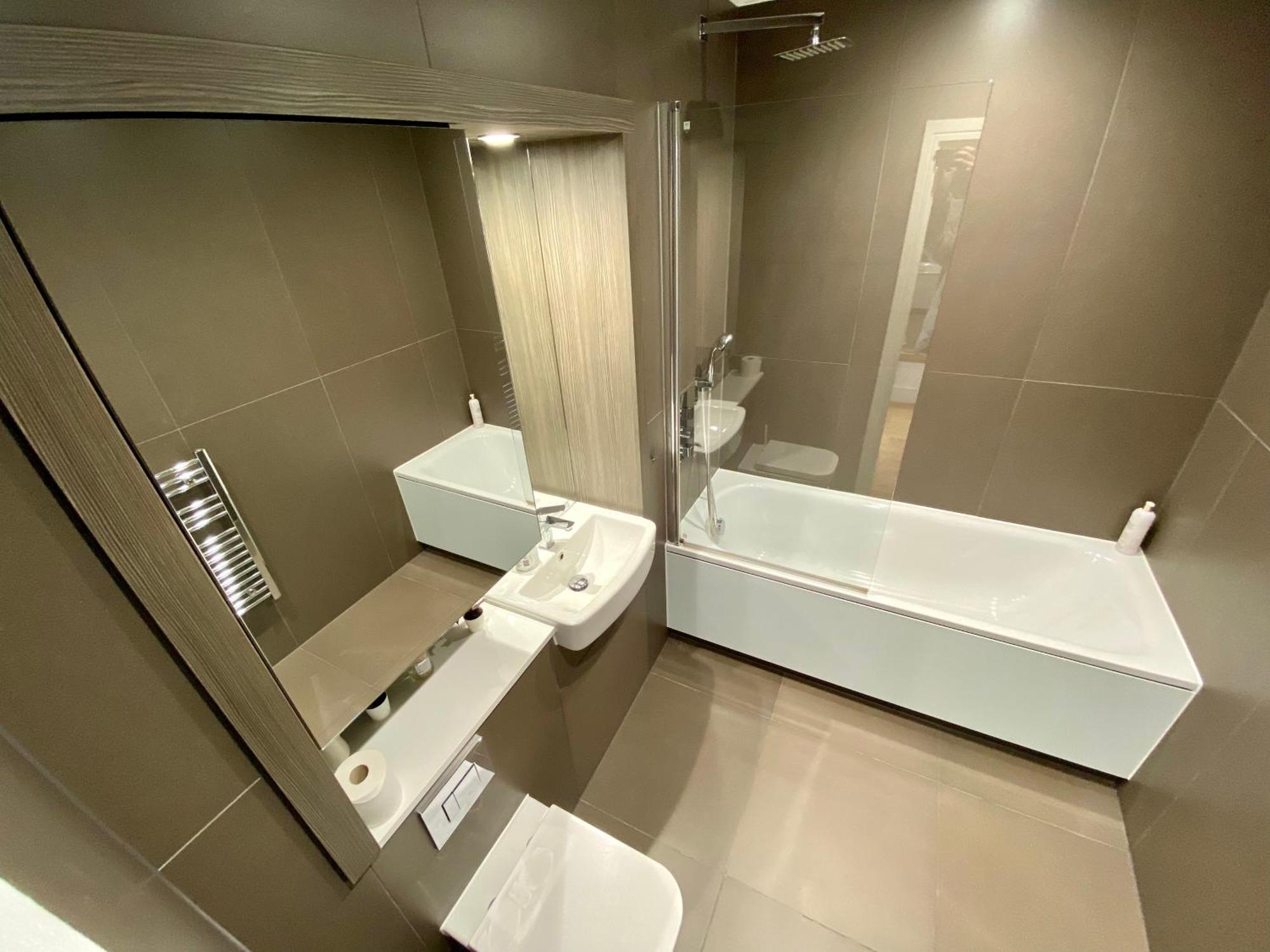 Spacious 2 Bedroom Penthouse Retreat London Exterior foto
